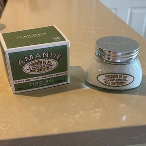 L'OCCITANE Amande Milk Concentrate with Green and White Packaging